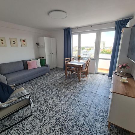 Apartament Wschodni Z Balkonem 4 Osoby Warszawa Exteriör bild